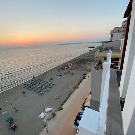 Luxury Penthouse With Full Sea View Lejlighed Durrës Eksteriør billede