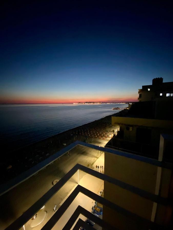 Luxury Penthouse With Full Sea View Lejlighed Durrës Eksteriør billede