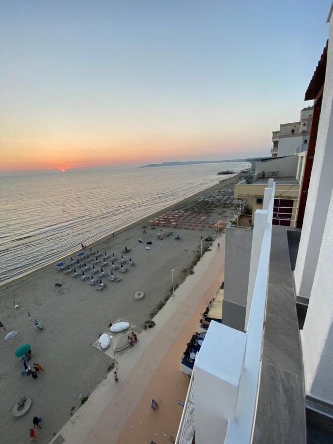 Luxury Penthouse With Full Sea View Lejlighed Durrës Eksteriør billede